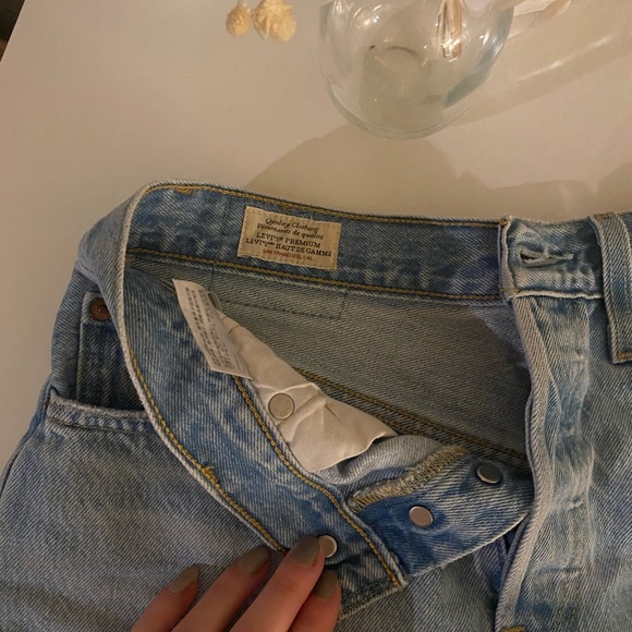Levi’s 501 shorts - Picture 3 of 5